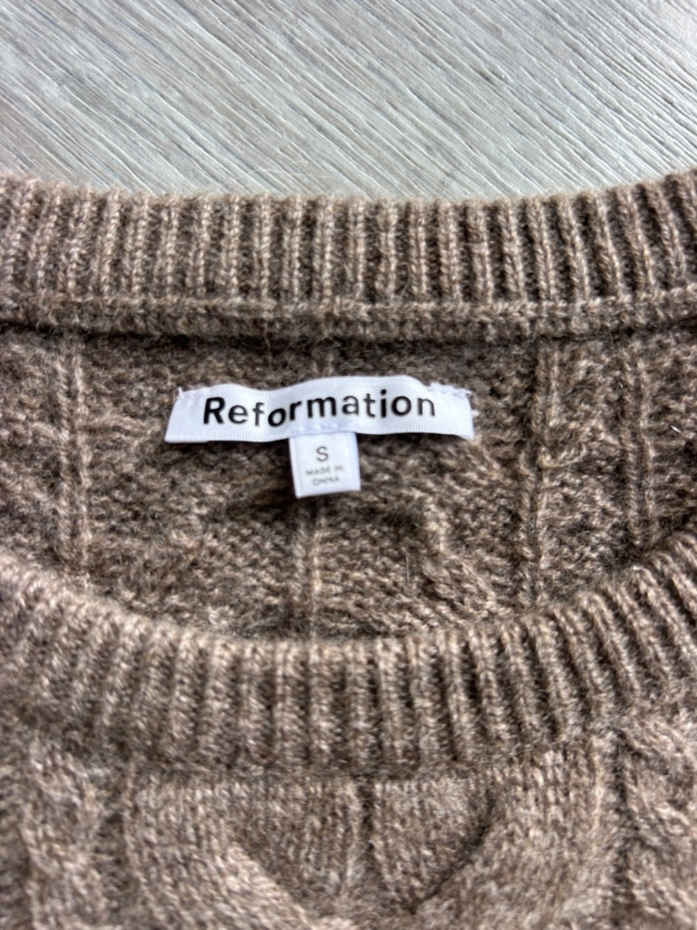 Reformation ALFIO Brown Cable Knit Crop Sweater & Shorts Set - Picture 4 of 13